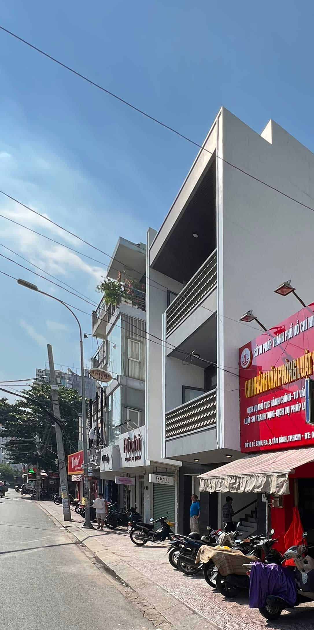 Hoàn thiện nhà phố kết hợp kinh doanh 6,3x23m tại Lê Bình